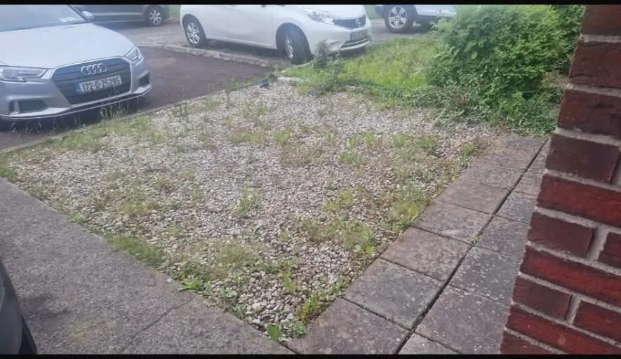 Front Garden — Gravel to Artificial Lawn — before